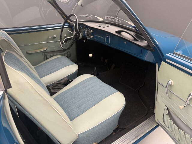 Volkswagen Karmann Ghia