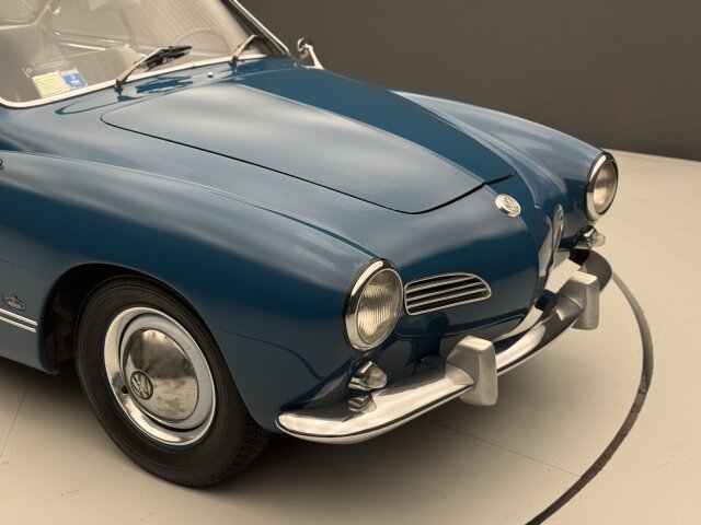 Volkswagen Karmann Ghia