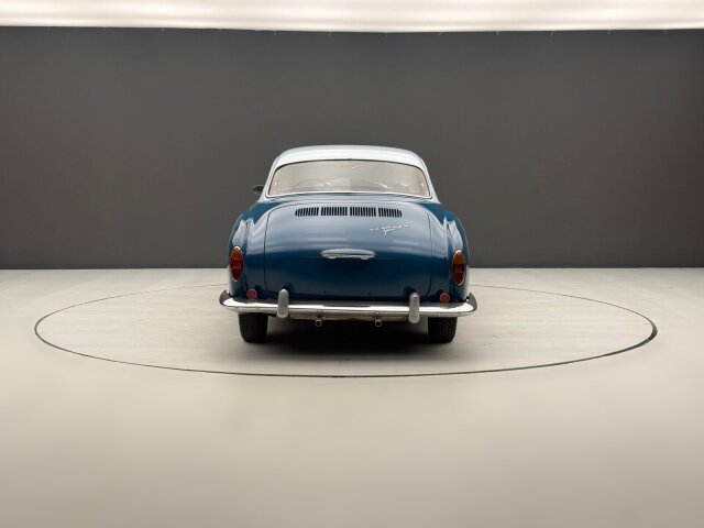 Volkswagen Karmann Ghia