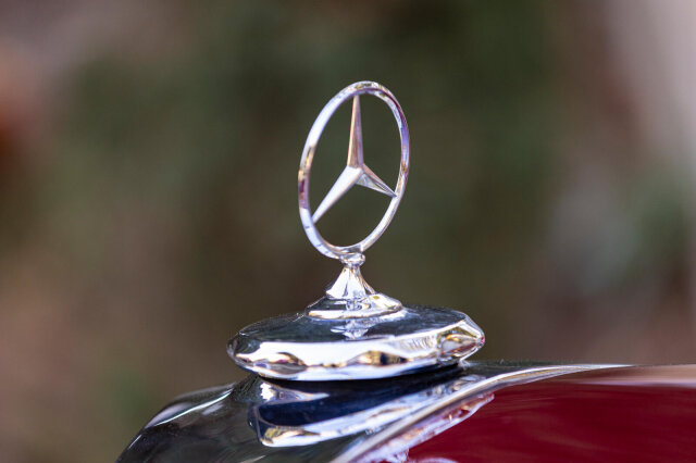 Mercedes-Benz 300