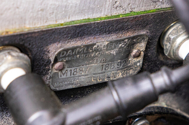 Mercedes-Benz 300