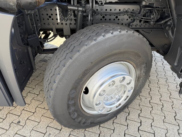 Mercedes-Benz Arocs
