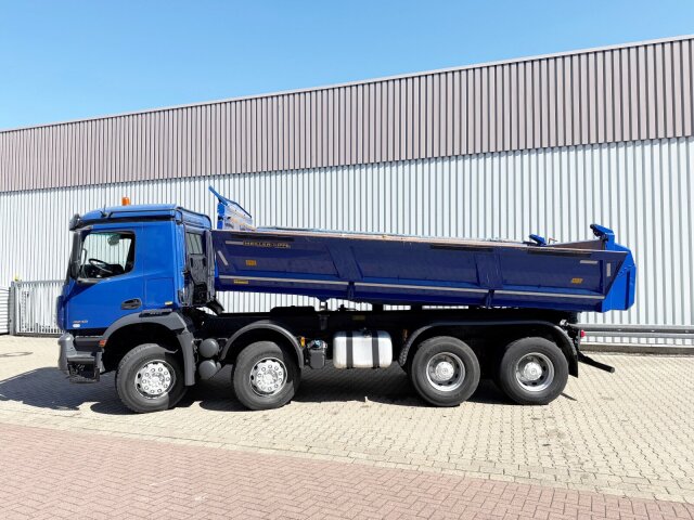 Mercedes-Benz Arocs