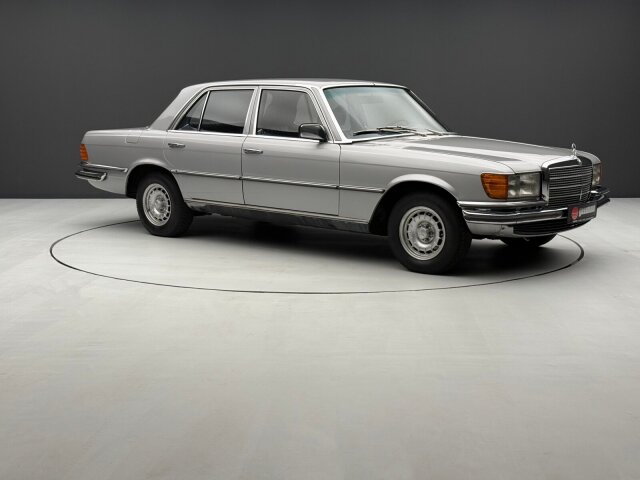 Mercedes-Benz 450
