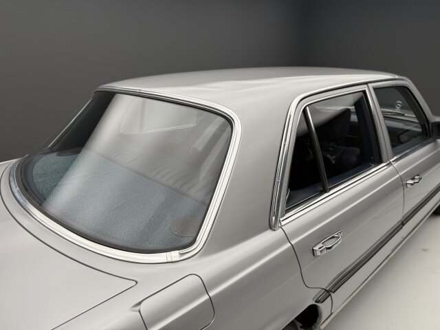 Mercedes-Benz 450
