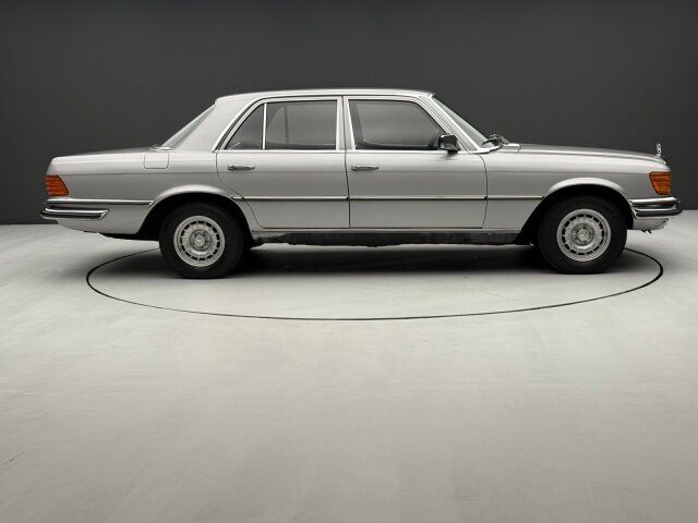 Mercedes-Benz 450