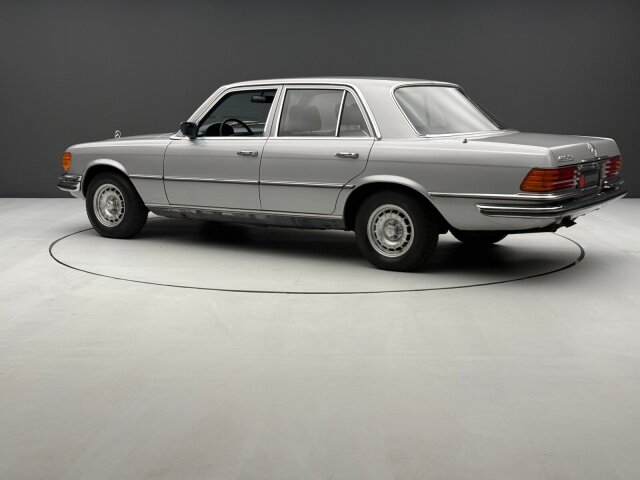 Mercedes-Benz 450