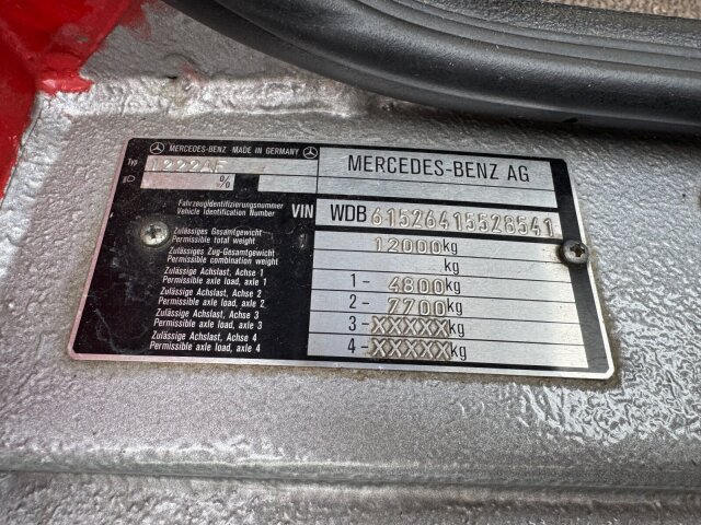 Mercedes-Benz -