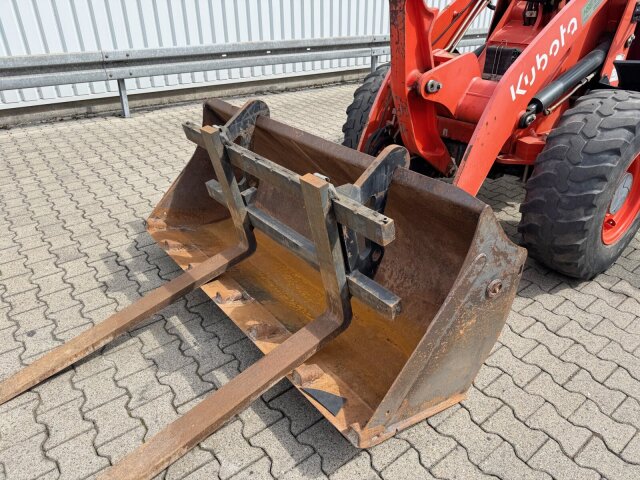 Kubota Andere