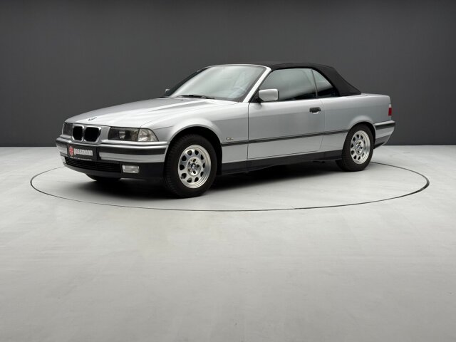 BMW 320 i