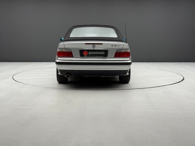 BMW 320 i