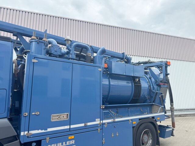 Mercedes-Benz Arocs