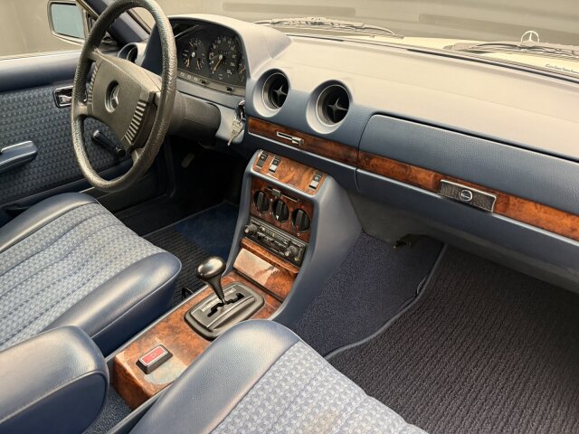 Mercedes-Benz 280
