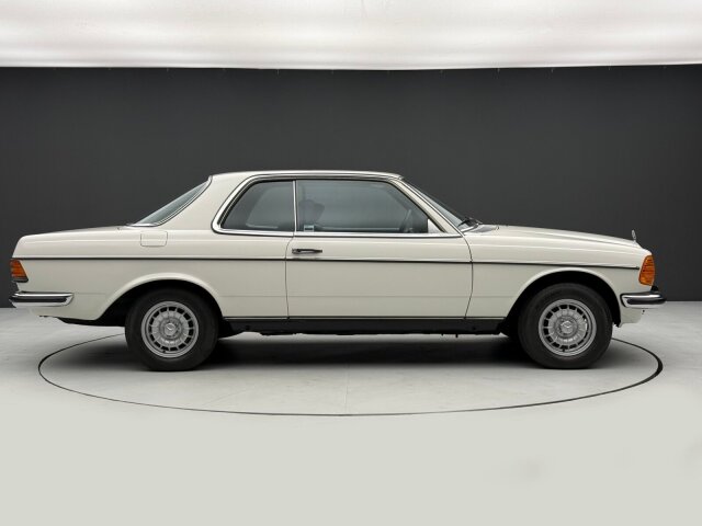 Mercedes-Benz 280