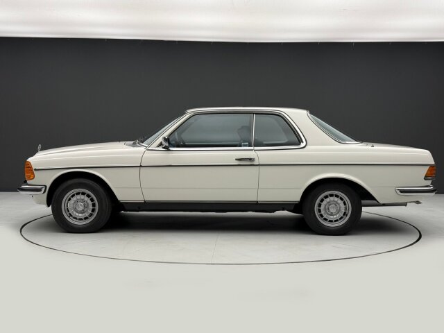 Mercedes-Benz 280
