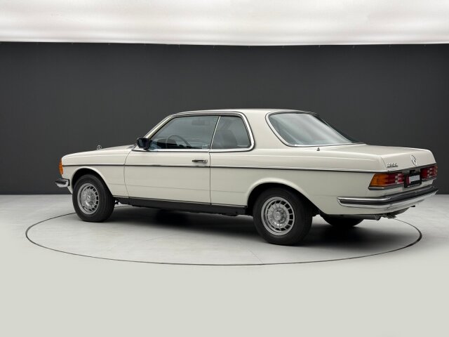 Mercedes-Benz 280