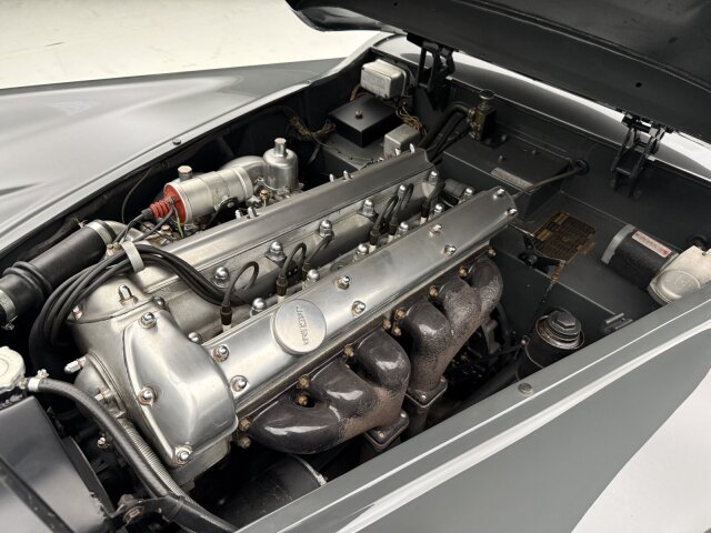 Jaguar XK