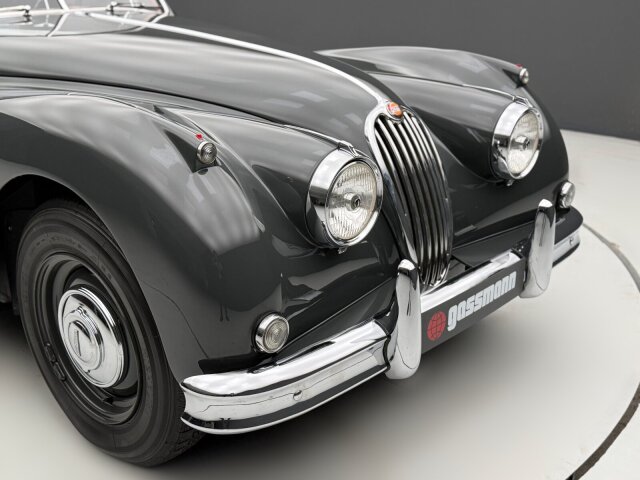 Jaguar XK