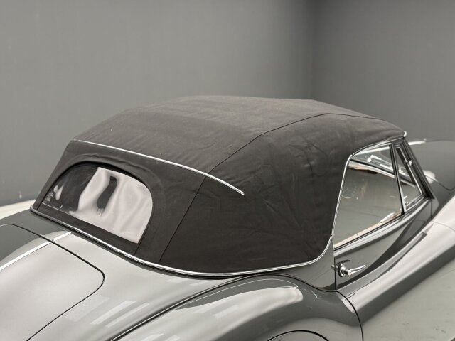 Jaguar XK