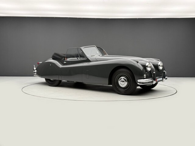 Jaguar XK