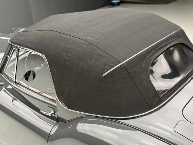 Jaguar XK