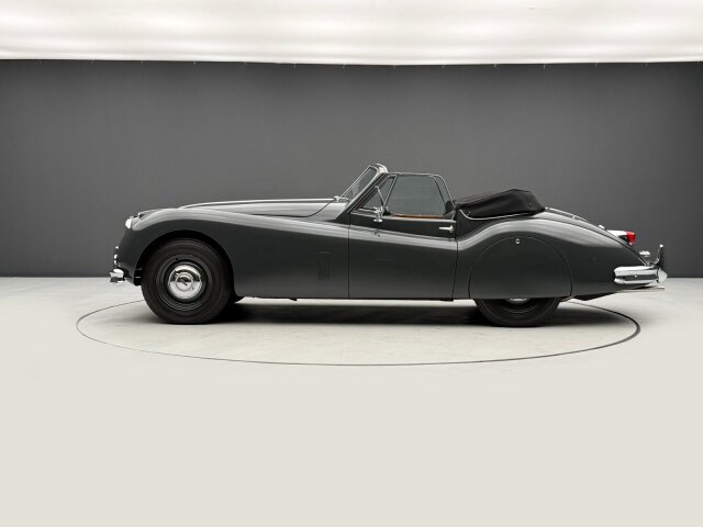 Jaguar XK