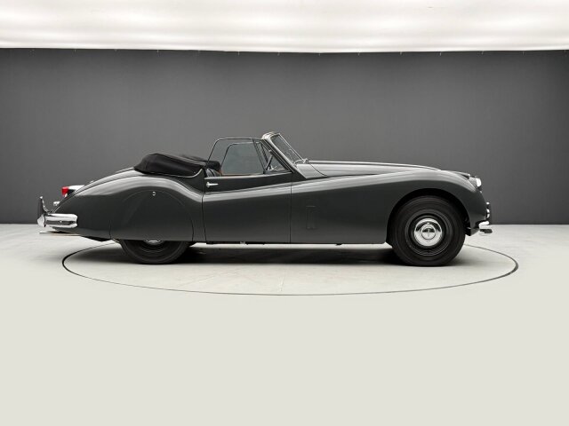 Jaguar XK