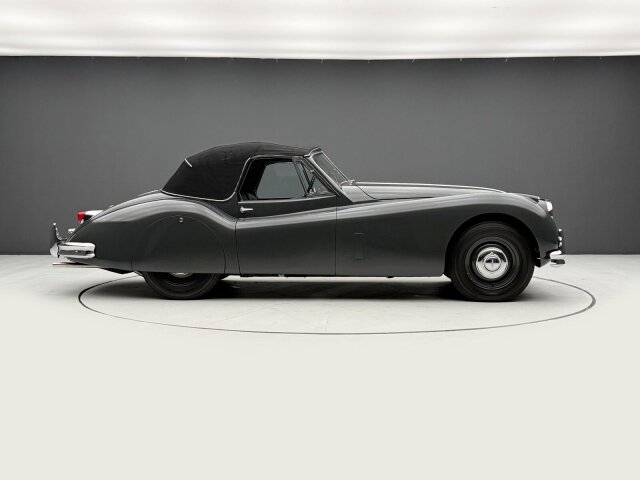 Jaguar XK