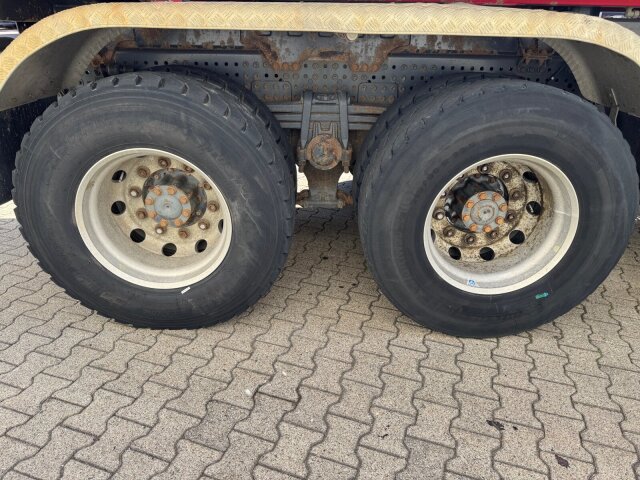 Mercedes-Benz Arocs