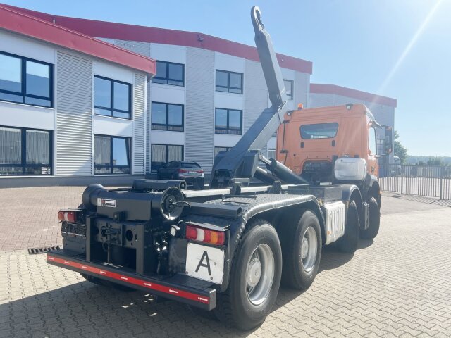 Mercedes-Benz Arocs
