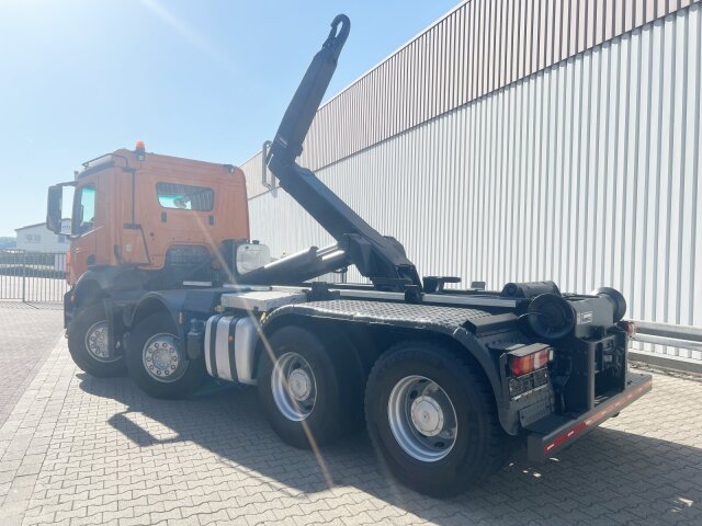 Mercedes-Benz Arocs