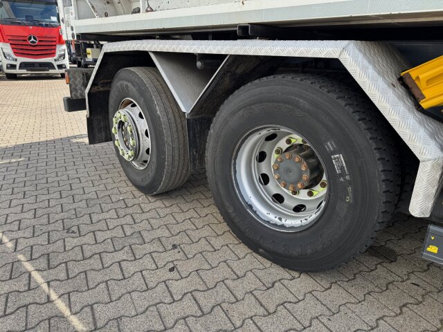 Mercedes-Benz Actros