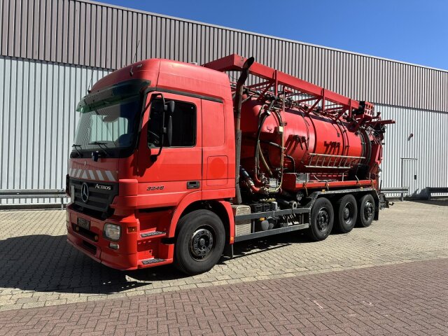 Mercedes-BenzActros 3246 L 8x2, Hellmers Saug- und Spülwagen ca. 15m³