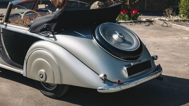 BMW 328