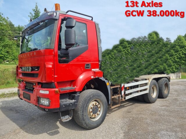IvecoTrakker AD380T41W 6x6