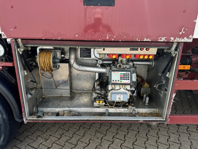 Esterer Andere