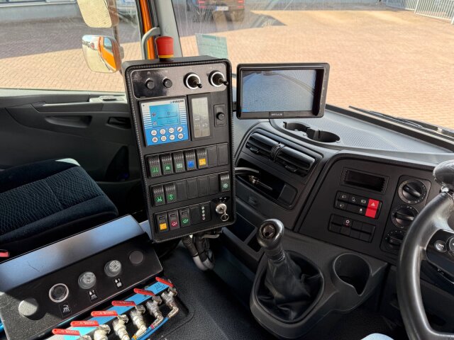 Mercedes-Benz Atego