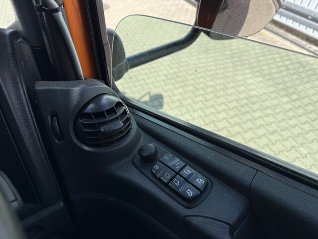Mercedes-Benz Atego