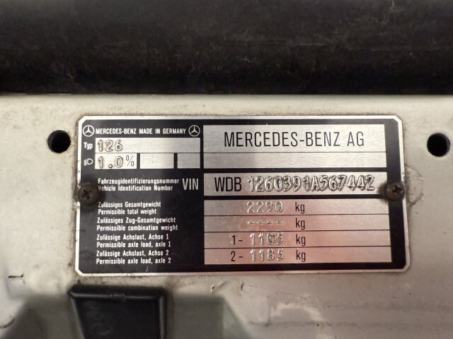 Mercedes-Benz 560
