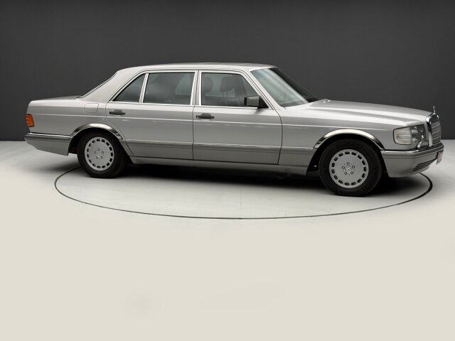 Mercedes-Benz 560