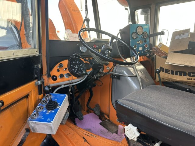 Unimog U