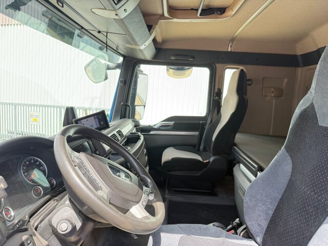MAN TGX