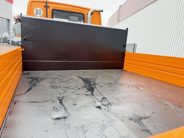 Unimog U