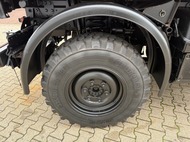 Unimog U