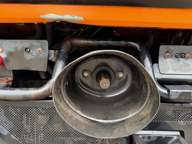 Unimog U