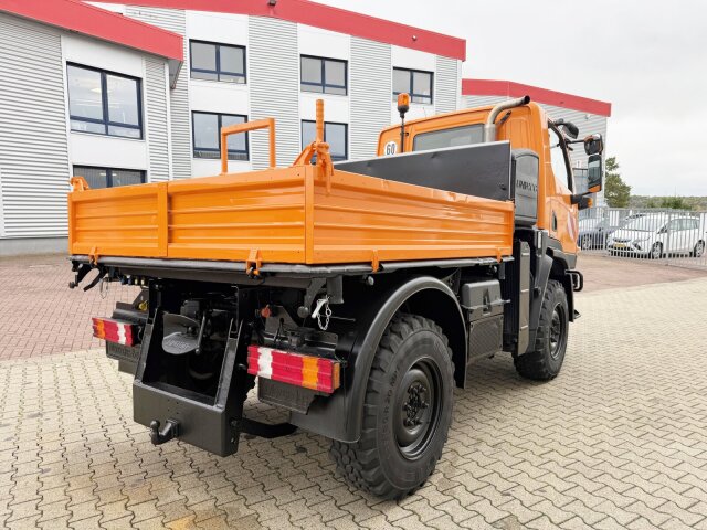 Unimog U