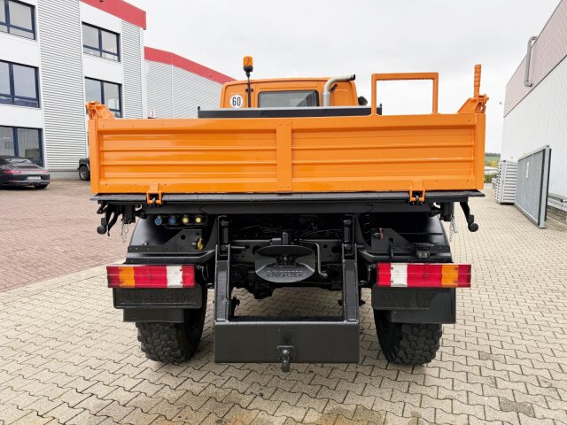 Unimog U
