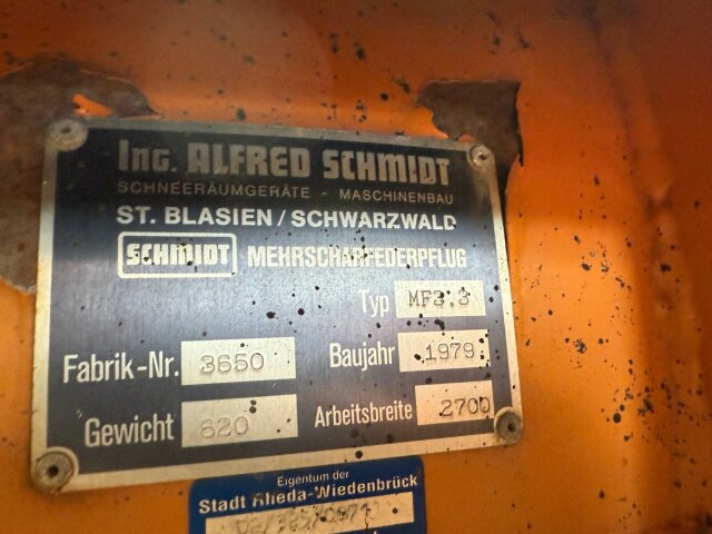 Schmidt -