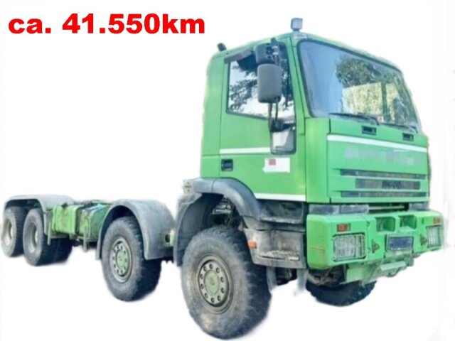 IvecoEuro Tech 410EH42 8x8, Fahrgestell