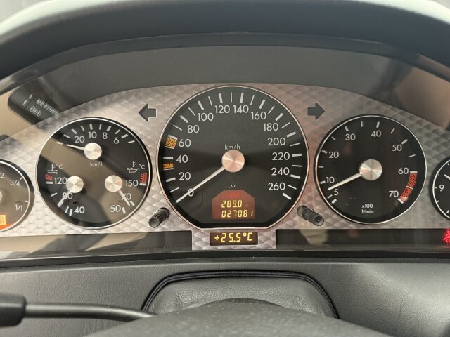Mercedes-Benz SL 320